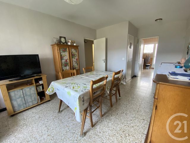 Appartement T4 à vendre - 4 pièces - 70.0 m2 - MARSEILLE - 13015 - PROVENCE-ALPES-COTE-D-AZUR - Century 21 Jnr Immo